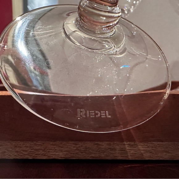 4 Riedel wine glasses - Picture 4 of 4